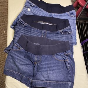 Lot Of 3 Maternity Shorts Size Large Denim 2 Liz lange 1 Motherhood Good Shape